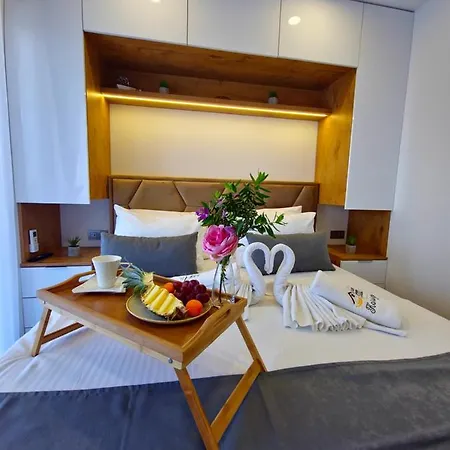 Luxury Karigo Apartamento