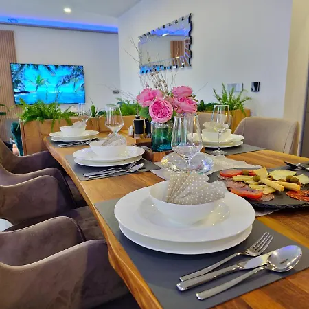 Luxury Karigo Apartamento