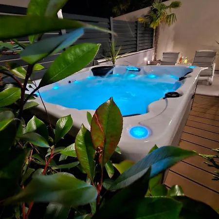 Luxury Karigo Apartamento Makarska